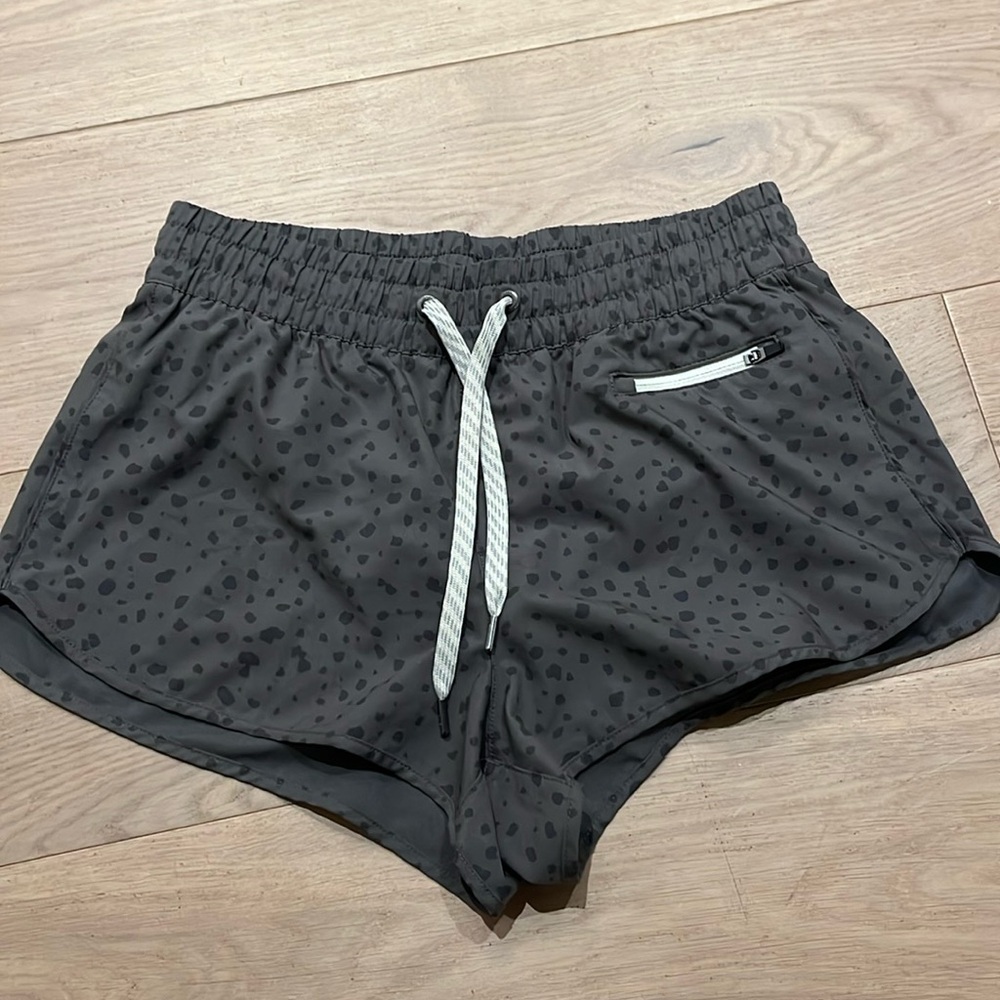 Vuori athletic shorts